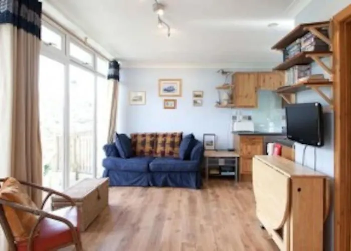Summercliffe Chalet No 75